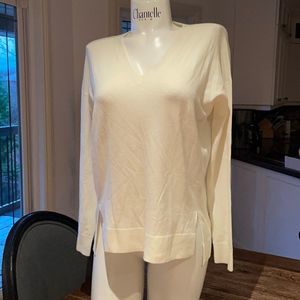 Nordstrom xs v neck pull over ivory nwot